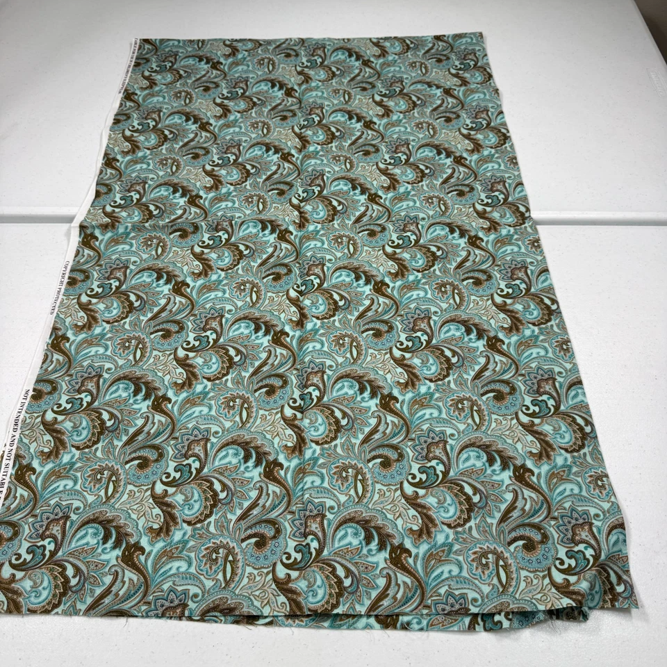 fabric green floral paisley feather quilting cotton 46x72 2 yards - Image 1 of 4