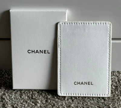 vip gift Chanel Coco Crush White Card Holder Collectable - image 1 of 2