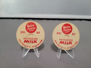 Lote de 2 tapas de botella de leche pasteurizada Dairy Fresh Brand Watertown, MN - Imagen 1 de 2