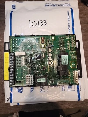 Placa de circuito de control de horno Lennox/SureLight 103699-01 S9231F1013 USADA Foto 1 de 4