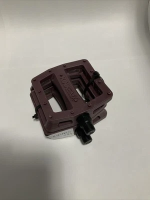 Pedales Kink BMX Hemlock - Negro 9/16 reemplazados el primer día con diferentes srt Foto 1 de 2