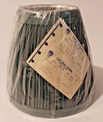 3" X 6" X 5" New Lake Shore Hunter Green Pleated w/White Interior Lampshade - Image 1 of 4