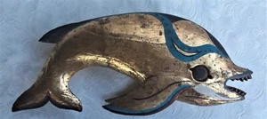UNIQUE LARGE HAND CARVED WOOD FISH FIGURE SCULPTURE PAINTED IN GOLD 38CM LONG - Picture 1 of 8