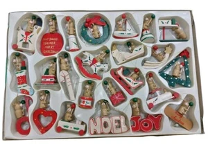 💎 Christmas Wood Decorations Vintage 1970s HAND PAINTED SET 24 MEDIUM  - Picture 1 of 16