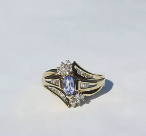 Anillo genuino de piedras preciosas marquesa tenzohide con 22 diapositivas. Acentos - oro amarillo 10 K - Imagen 1 de 4