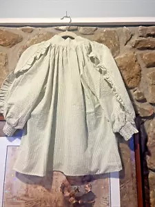 Neu Karlie gestreifte V-Ausschnitt Rüschen Bluse Größe M Medium grün Streifen neu ohne Etikett - Bild 1 von 10