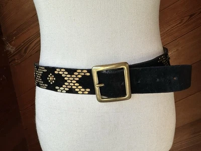 Cinturón CALLEEN CORDERO Gamuza Negra Hermosamente Tachonado Talla 32-¡EXCELENTE ESTADO! Foto 1 de 4