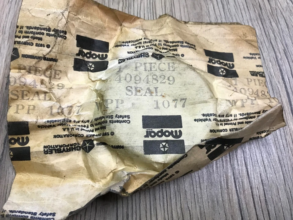 Dodge Omni Plymouth Horizon 1978-83 como nuevo Mopar eje trans delantero sello labial 4094829 Foto 1 de 1