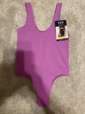 Body suavizante sin costuras para mujer Maidenform talla mediana  Foto 1 de 2