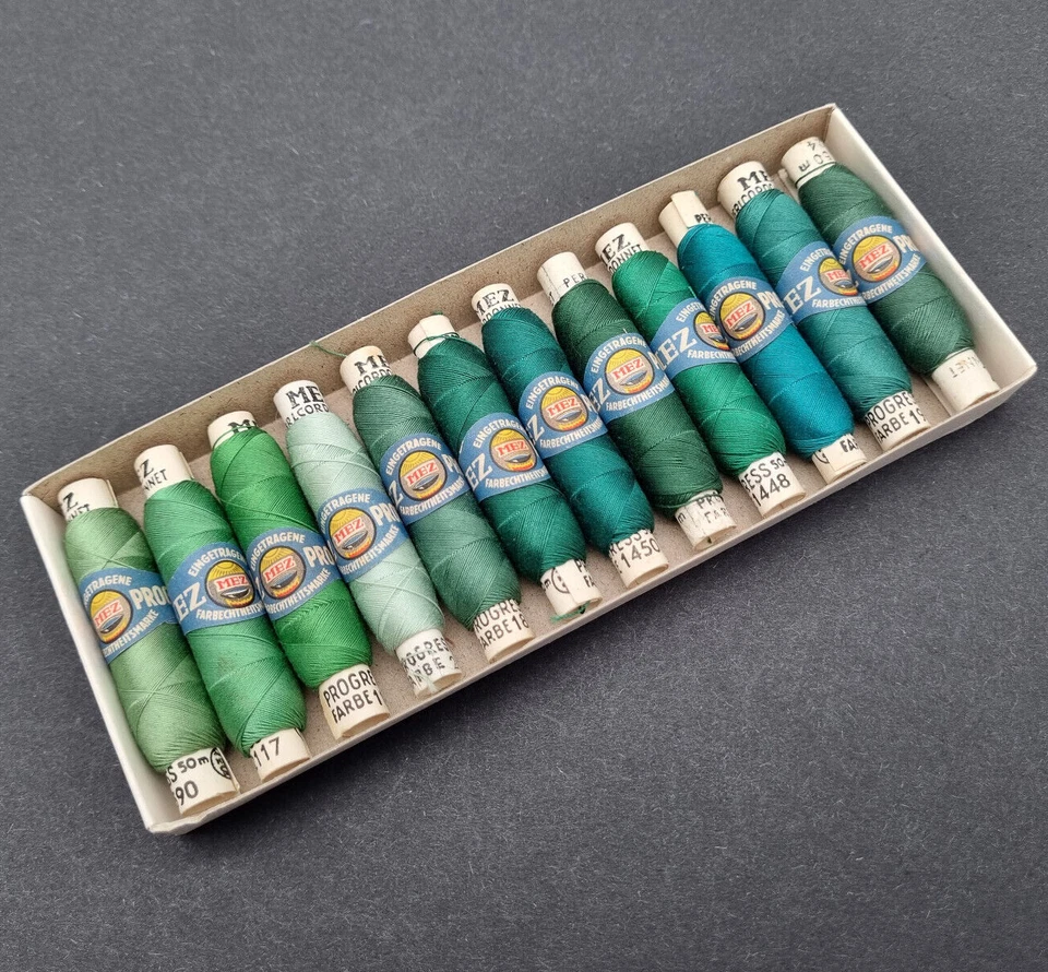 12 Rollen Nähgarn MEZ Progress Perlcordonnet 100% Baumwolle Bunte Mischung 4 - Bild 1 von 1