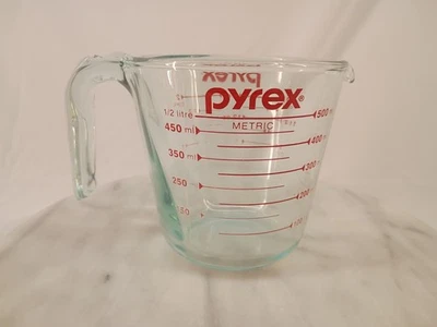 Taza medidora de vidrio Pyrex Prepware de 2 tazas Foto 1 de 4
