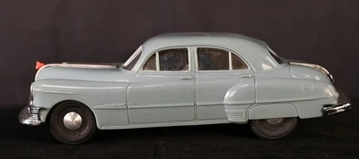 1951 Pontiac Chieftain Cavalier Gray Dealer Promo AMT Key Wind - Image 1 of 4