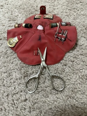 Kit de costura vintage hecho en EE. UU./Japón/Hong Kong Kit Foto 1 de 4