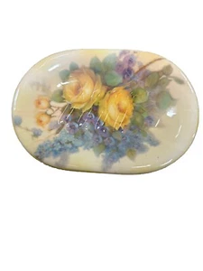 Shabby Chic Soap Dish / Buttercream Yellow - Picture 1 of 3