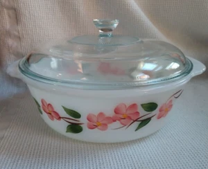 Vintage Anchor Hocking Fire King 2 Quart Schüssel rosa Kirschblüte #448 handbemalter Deckel - Bild 1 von 6