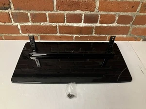 Toshiba 46XV645U Ständer mit Schrauben - Bild 1 von 3