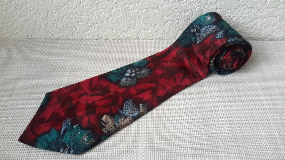 Corbata Austin Gris Hecha en Italia 100% Seda Para Hombre Roja/Azul Vacaciones Usada Foto 1 de 4