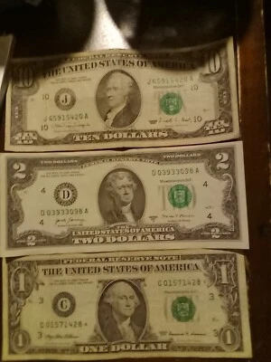 Older Bills $10 1990, $2 2017A, $1 Star Note 1999  - Image 1 of 3