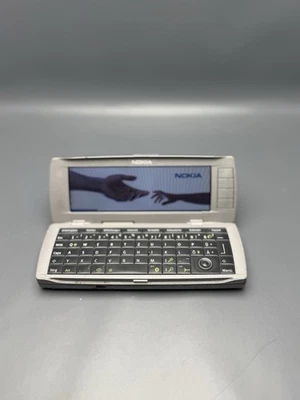 Nokia 9500 Communicator RA-2 in grau - Bild 1 von 4