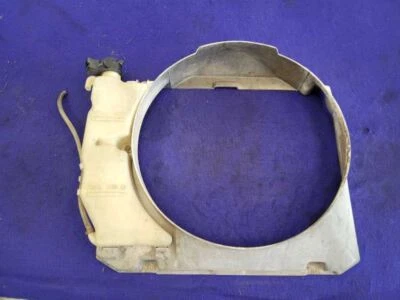 Cubierta del ventilador delantera del motor Ford Mustang GT LX 1987-1993 5,0 L  Foto 1 de 4