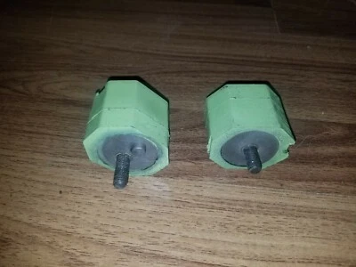 BMW Manual Transmission Mount Set Left+Right  E30 E24 E28 318 524 528 533 633 - Image 1 of 4