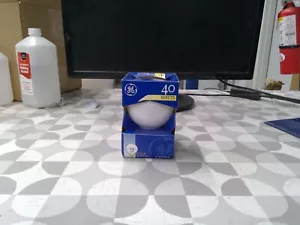 GENERAL ELECTRIC LIGHT BULB - Picture 1 of 3