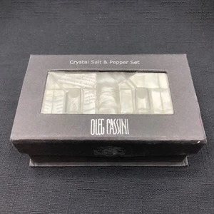 Oleg Cassini Crystal Salt & Pepper Shakers   Clear Crystal  In Original Box - Picture 1 of 5