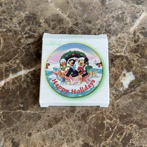 Disney Happy Holidays 1998 2,5" adorno de porcelana con caja Aa21 - Imagen 1 de 3