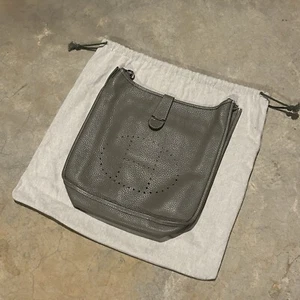 Hermes Taurillon Clemence Evelyne III PM Crossbody Shoulder Bag 29 Etoupe Gris - Picture 1 of 21