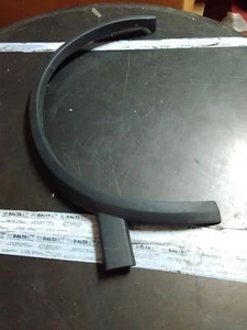 191853718A - Wheel Arch Trim Front Right > Golf Mk2 1988-1992 - Imagen 1 de 1