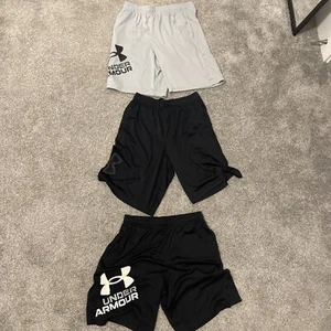 Under Armor Shorts Youth XL/Adult Small - Picture 1 of 2