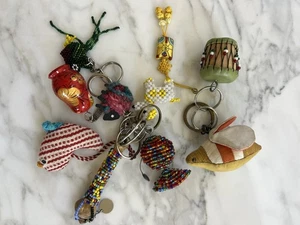 Llaveros (10) Del Mundo Myanmar, Tailandia, Kenia, Laos, Guatemala Etc. - Imagen 1 de 1