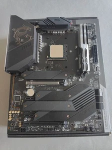 MSI Unify X - 5800X - 32GB 3800Mhz CL14 - Bild 1 von 8