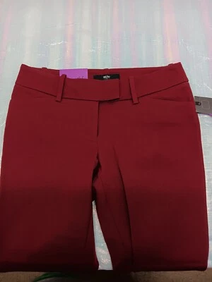 Mossimo Womens 2 Red Ankle Pants Mid Rise Fitted Hip and Thigh Straight Leg NWT - Image 1 of 4