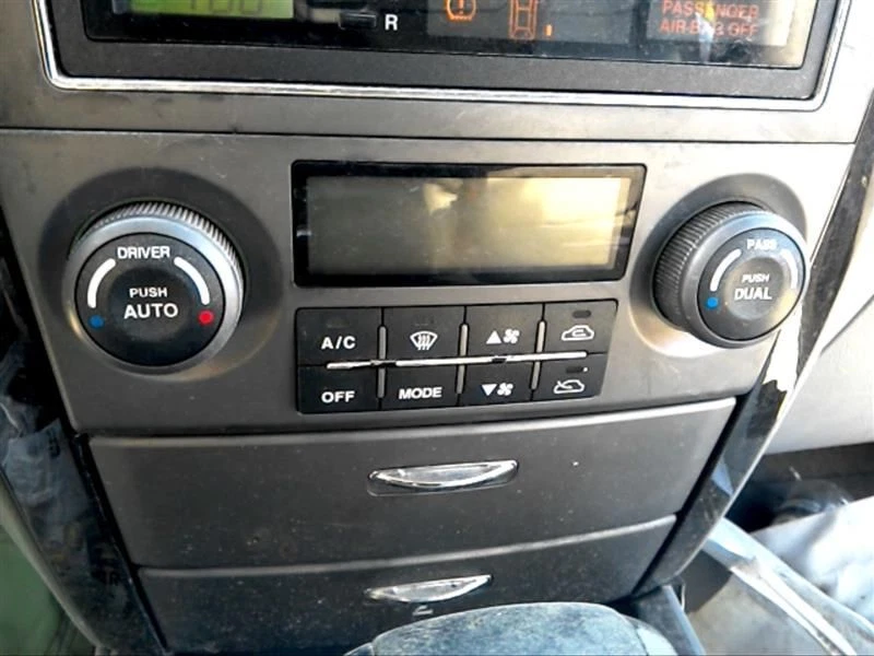 2007-2009 起亚索伦托交流加热器气候温度控制 97250-3E460 原始设备制造商 2008 — 第 1/1 张图片