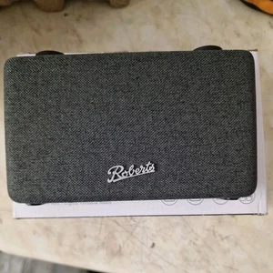 ROBERTS PLAY 11 DAB+/FM RDS / Digital Portable Radio - NEW - Picture 1 of 4