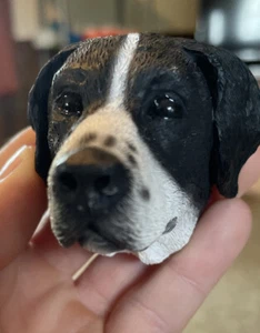 New Black White Pointer Resin Magnet Conversation Concepts Inc. DM-106 - Picture 1 of 4