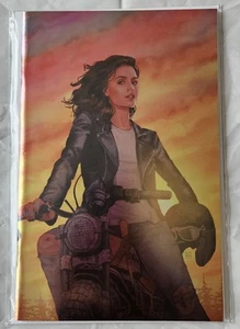 Buffy The Vampire Slayer: Faith Wada Foil Variant (2021, Boom Studios) - Picture 1 of 1