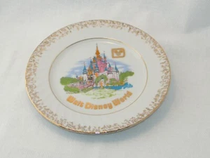 Vintage Original Walt Disney World Florida Collector Souvenir Castle Plate.Japan - Picture 1 of 10