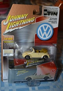 Johnny Lightning 1975 VW SUPER BEETLE CONVERTIBLE 1 OF 4972 PRO COLLECTOR NEW - Picture 1 of 7