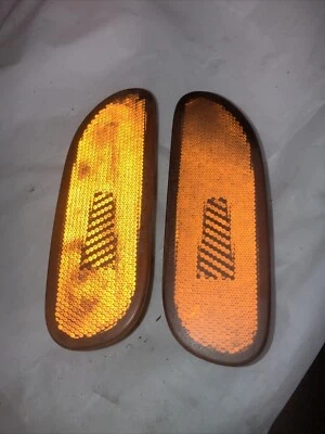 Par de enchufes marcadores laterales faros delanteros Mitsubishi Eclipse 1995-1999 D38 Foto 1 de 4