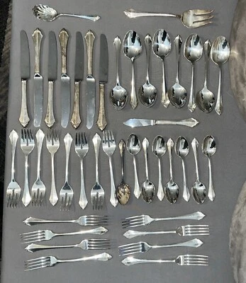 Oneida Community BELCOURT Service For 8 Silverplate Flatware 42 PC See Pics - Image 1 of 4