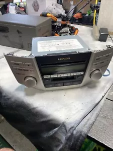 Nice Lexus Toyota 6 CD Player Cassette & Radio Player URX330 RX400H 2004-6 - Bild 1 von 9