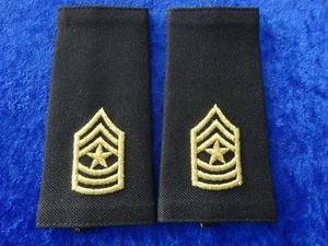 US Schulterklappen Überziehschlaufen B. L. Shoulder Marks Sergeant Major - Picture 1 of 2