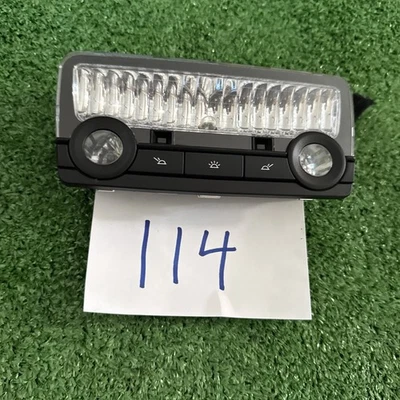 BMW 535I XDRIVE 2011-2016 - DOMO TRASERO luz de lectura 9240763 Foto 1 de 4