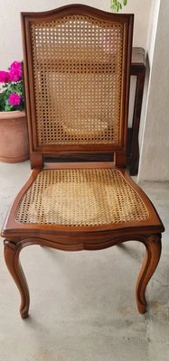 Chaise Cannée Bois Différence De Couleur  Niveau Assise  Sur Cannage Voir Photo - Photo 1/3