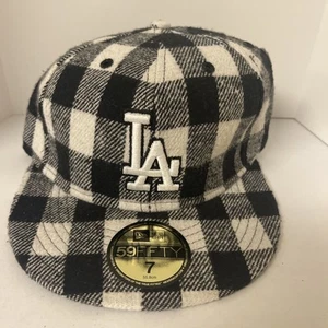 New Era Los Angeles Dodgers 59FIFTY schwarz weiß Mütze Herren Größe 7 Flanell Design - Bild 1 von 7