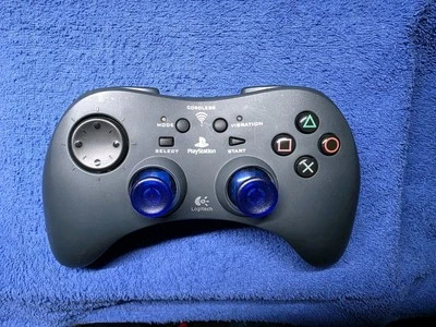 Logitech Cordless Controller Wireless PS2 Sony PlayStation 2 + Empfänger Geprüft - Bild 1 von 4