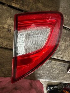 11 12 13 FORD FIESTA Tail Light Assembly Right(4 Dr) Sdn Decklid Mounted - Picture 1 of 2