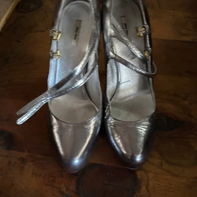 Miu Miu - Imagem 1 de 4